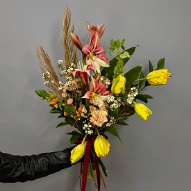 Готовый букет №889