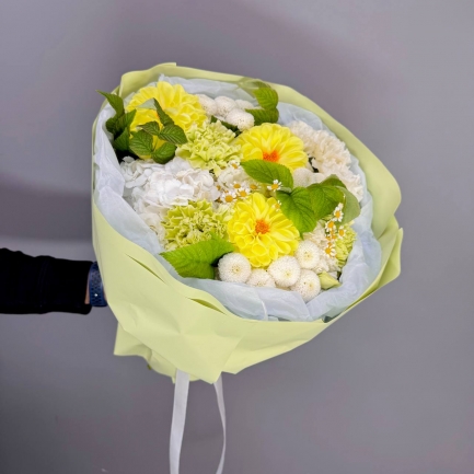 Готовый букет №478