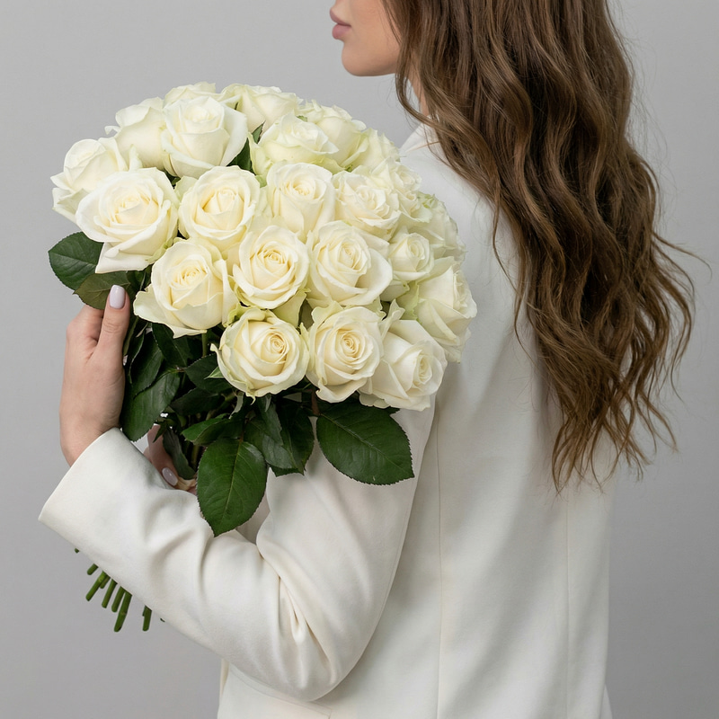 Моно-букет "25 белых роз"