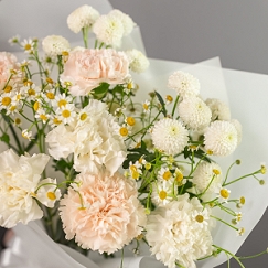 Танец лепестков Танец лепестков